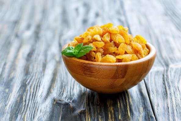 بررسی فواید کشمش برای سلامتی بدن